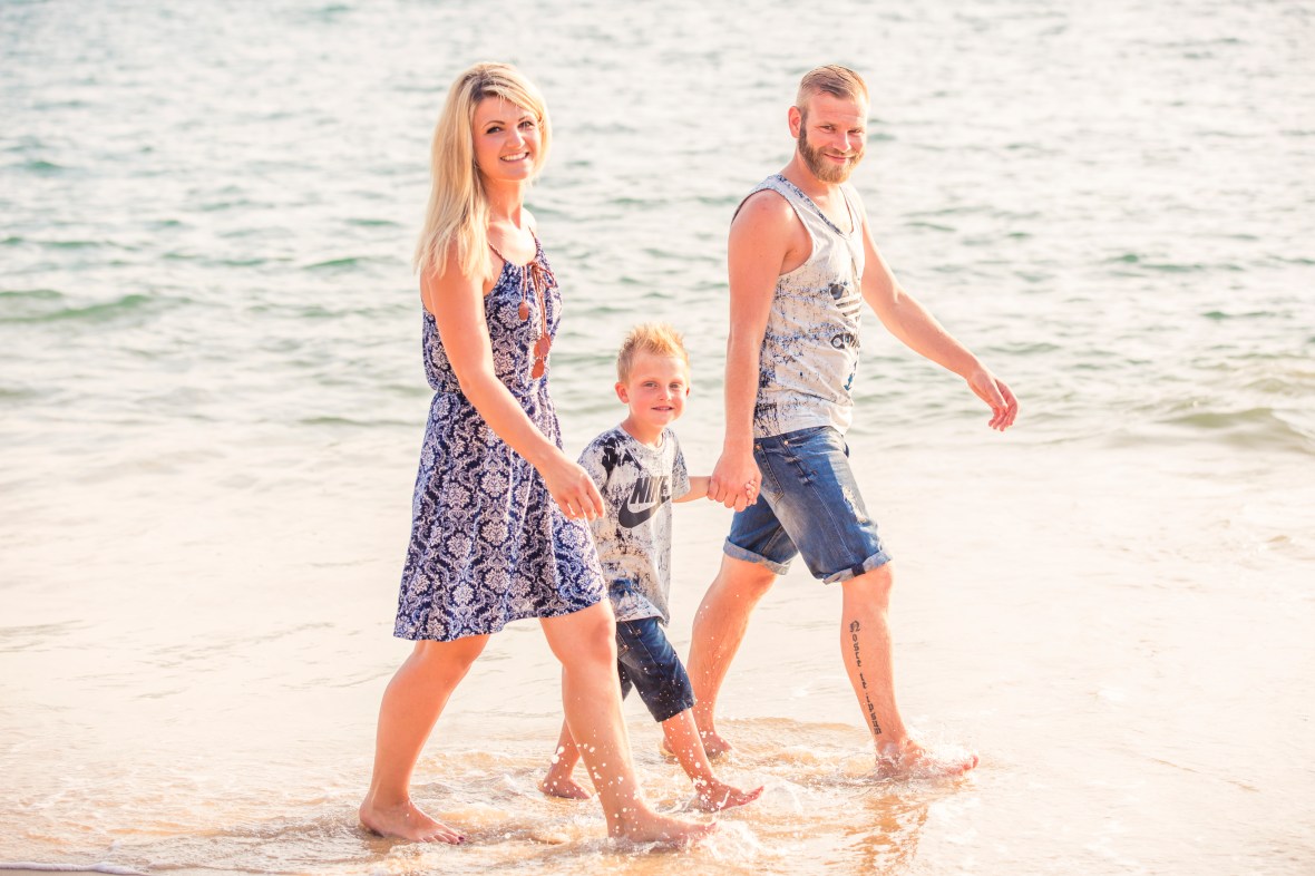 family photoshoot at khaolak phangnga thailand
