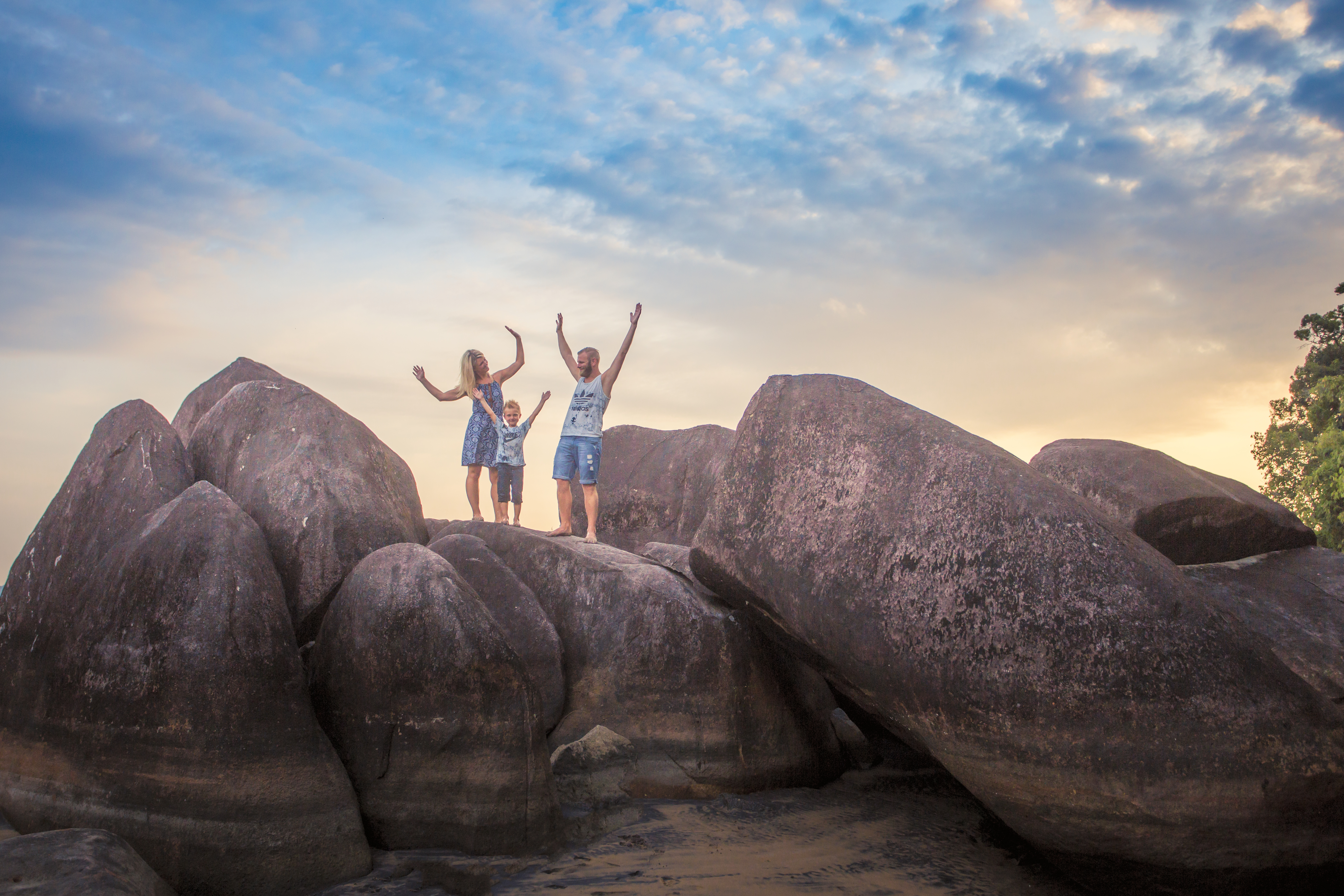 family photoshoot at khaolak phangnga thailand