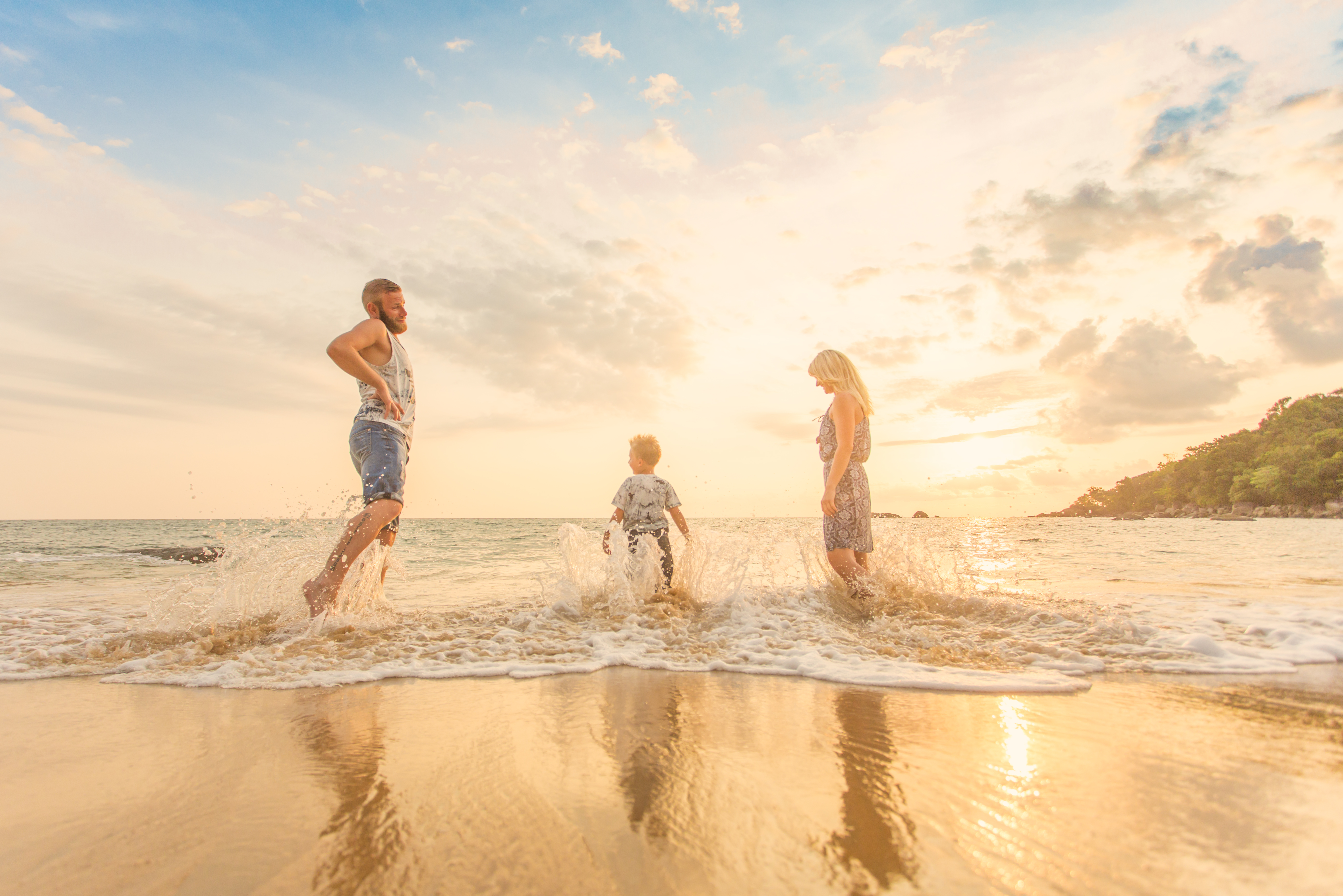 family photoshoot at khaolak phangnga thailand