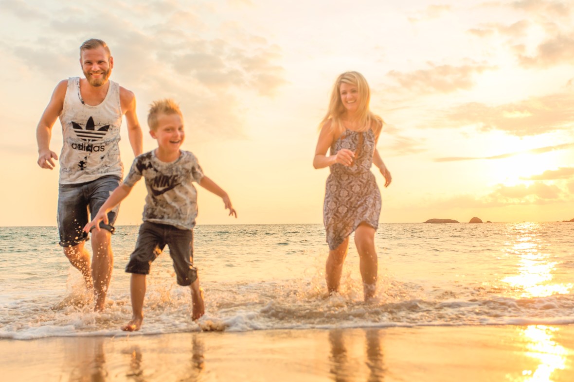 family photoshoot at khaolak phangnga thailand