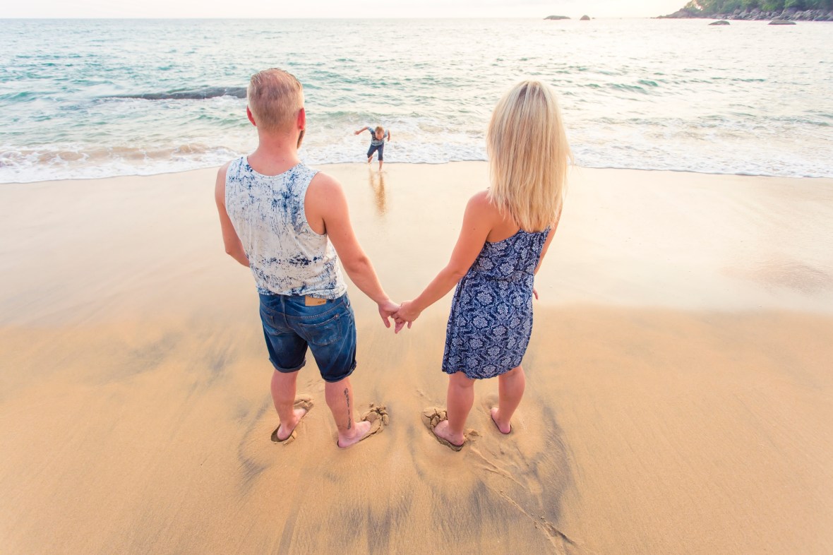 family photoshoot at khaolak phangnga thailand