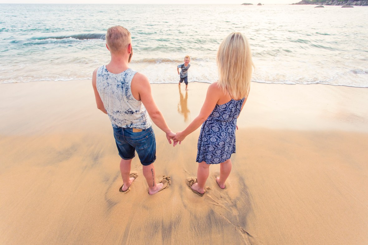 family photoshoot at khaolak phangnga thailand