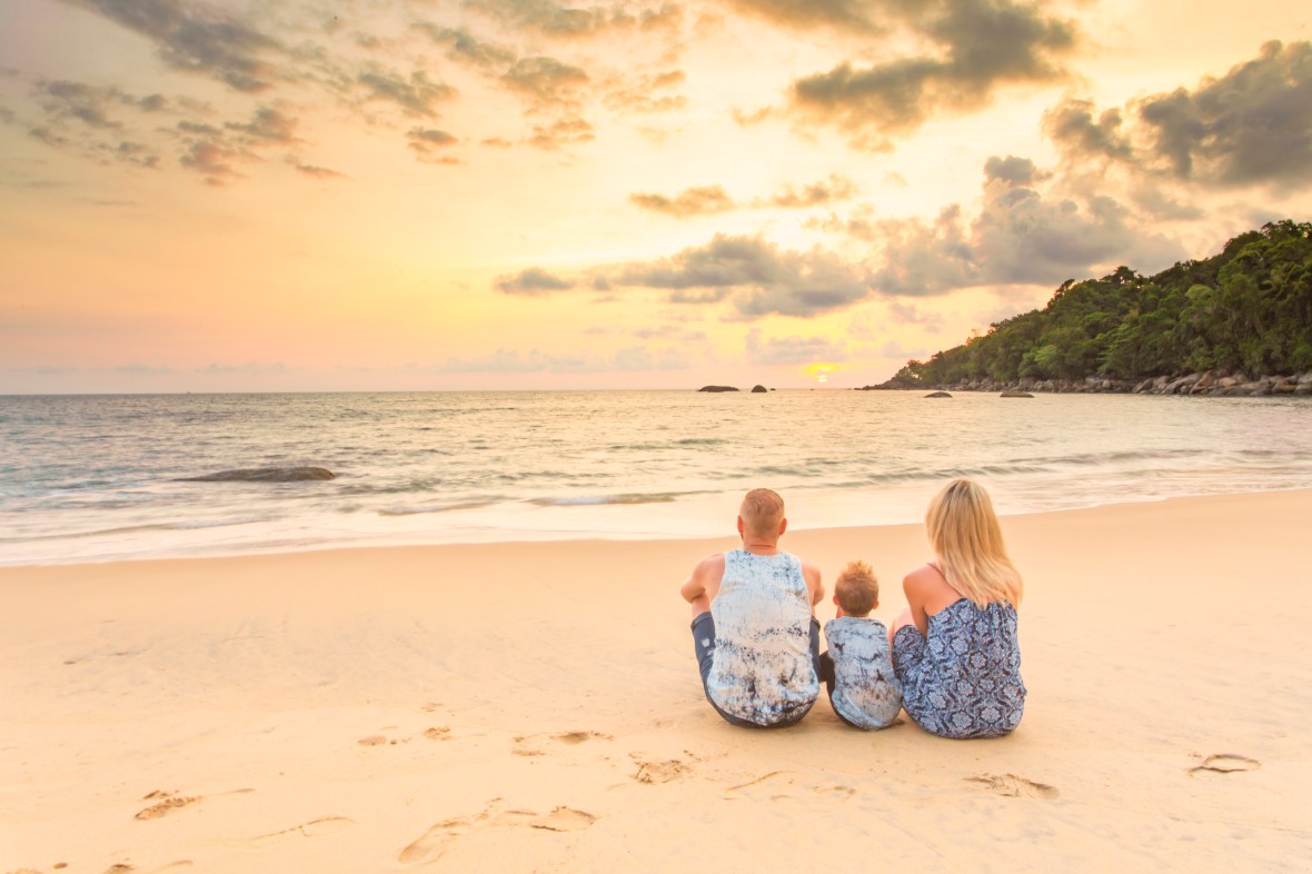 family photoshoot at khaolak phangnga thailand
