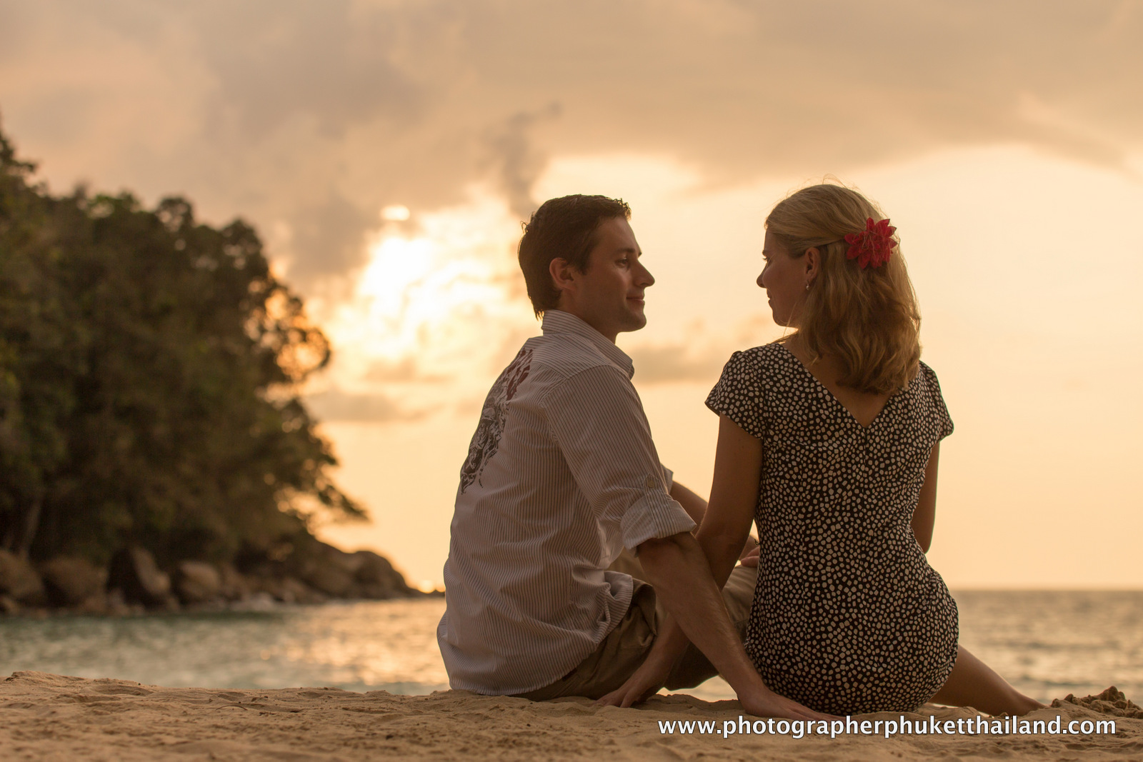 couple photography at khao lak , phang nga