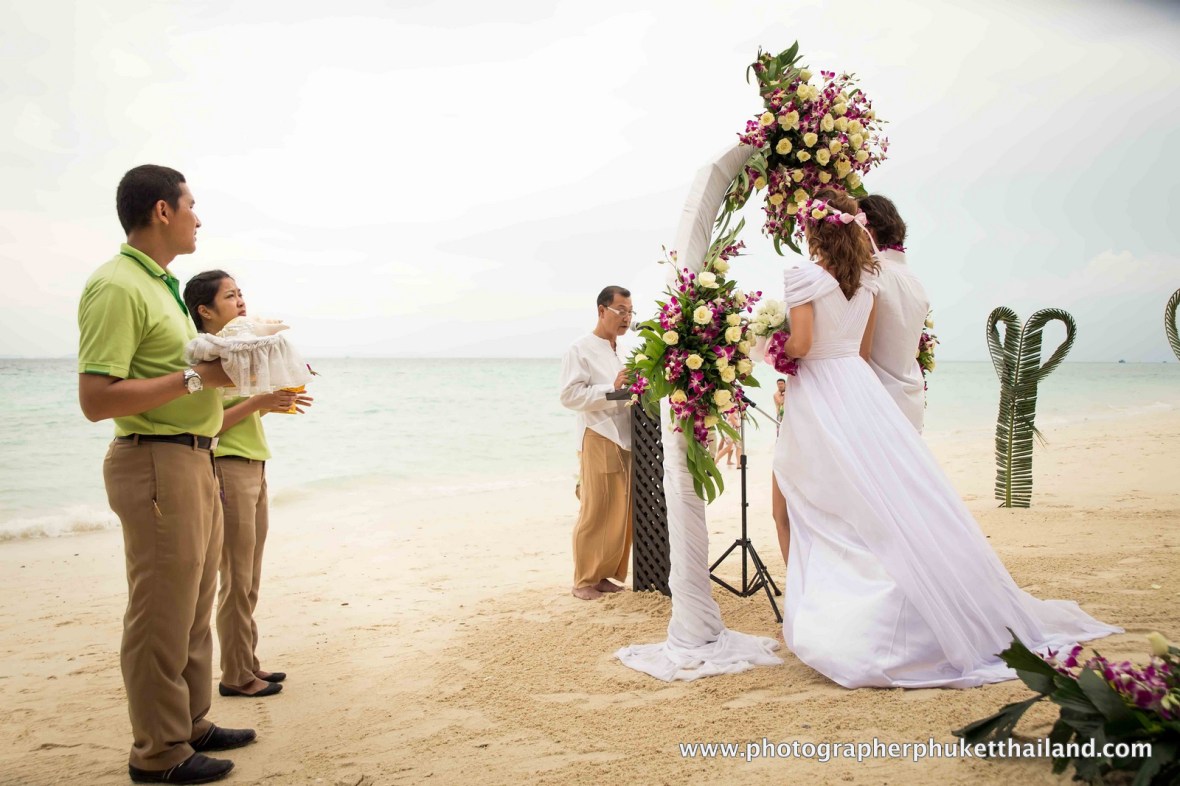 wedding photography phiphi , krabi ,thailand