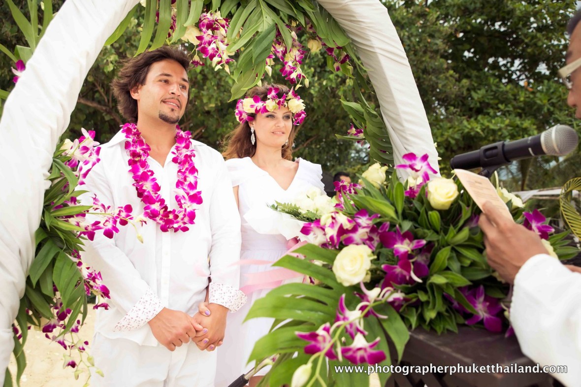 wedding photography in phuket krabi phangnga Thailand if you're looking for photographer please contact us www.photographerphukethailand.com