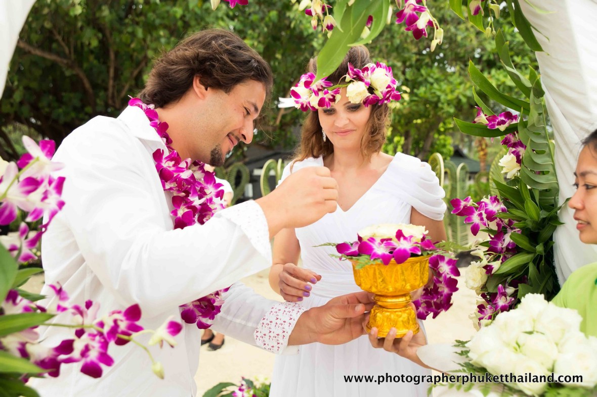wedding photography in phuket krabi phangnga Thailand if you're looking for photographer please contact us www.photographerphukethailand.com