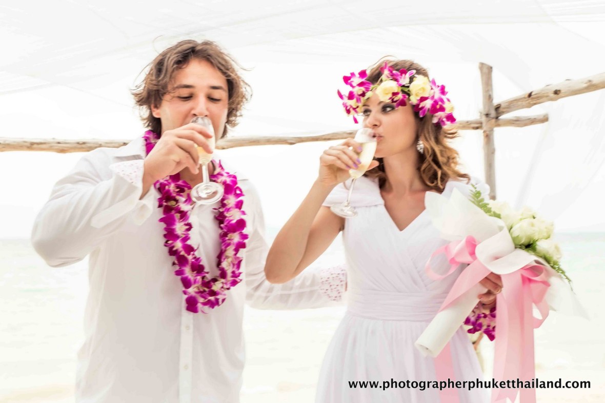 wedding photography in phuket krabi phangnga Thailand if you're looking for photographer please contact us www.photographerphukethailand.com
