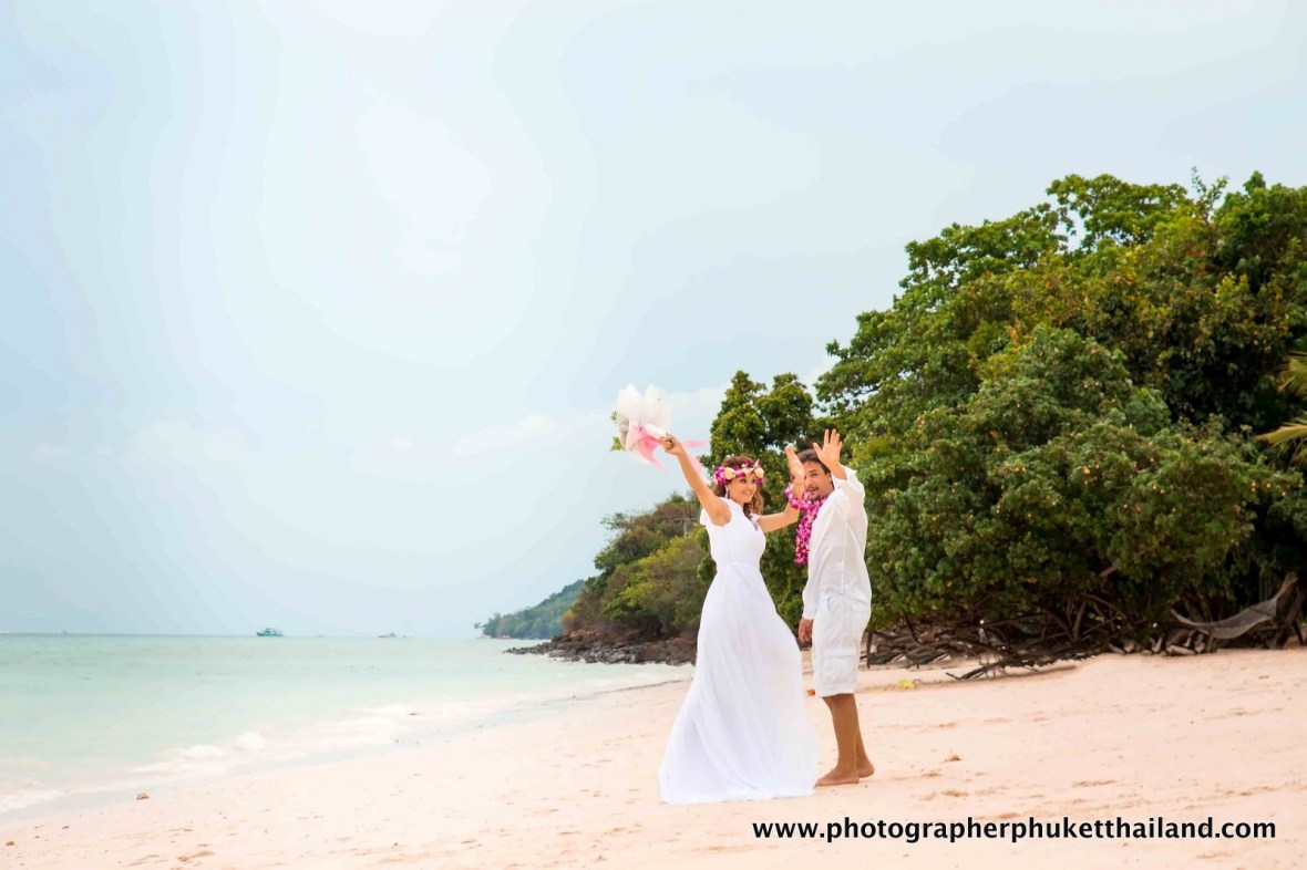 wedding photography in phuket krabi phangnga Thailand if you're looking for photographer please contact us www.photographerphukethailand.com