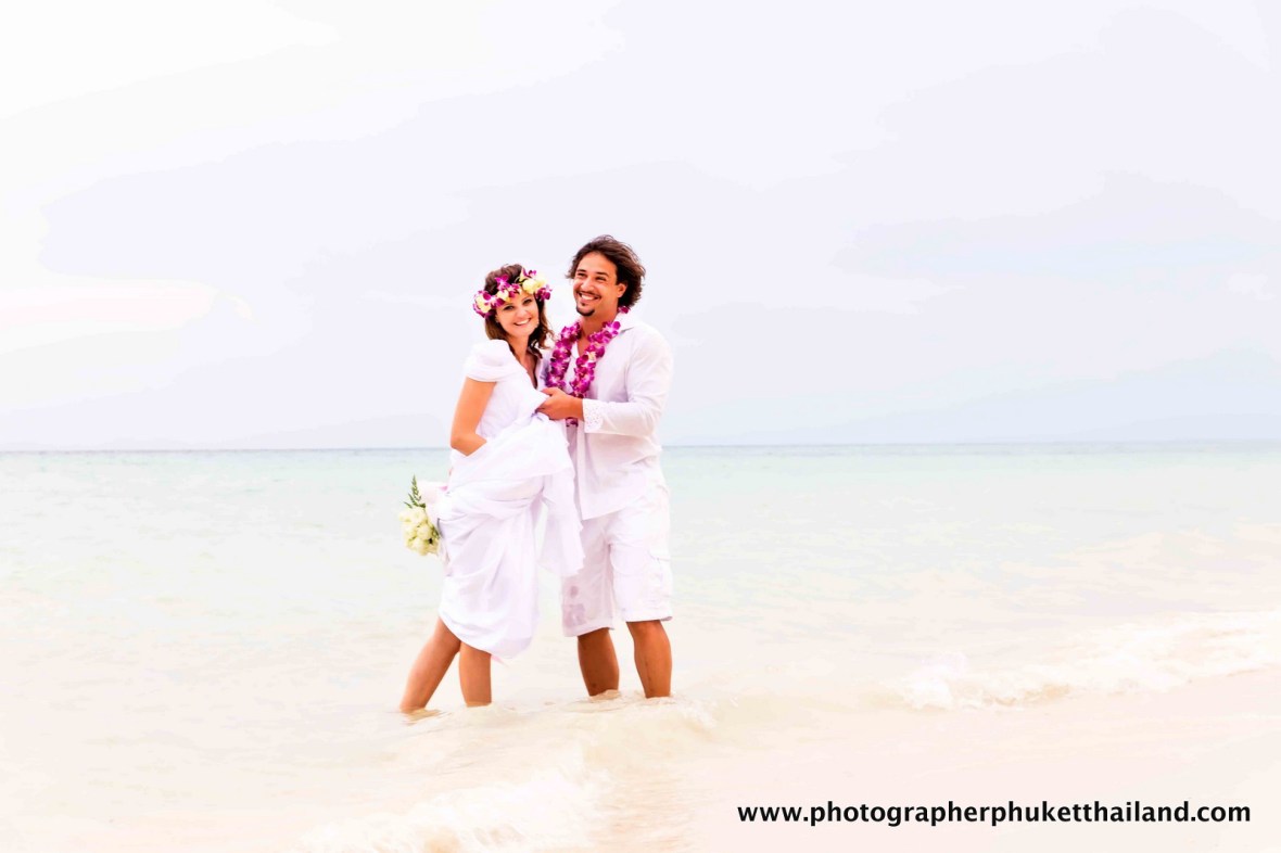 wedding photography in phuket krabi phangnga Thailand if you're looking for photographer please contact us www.photographerphukethailand.com