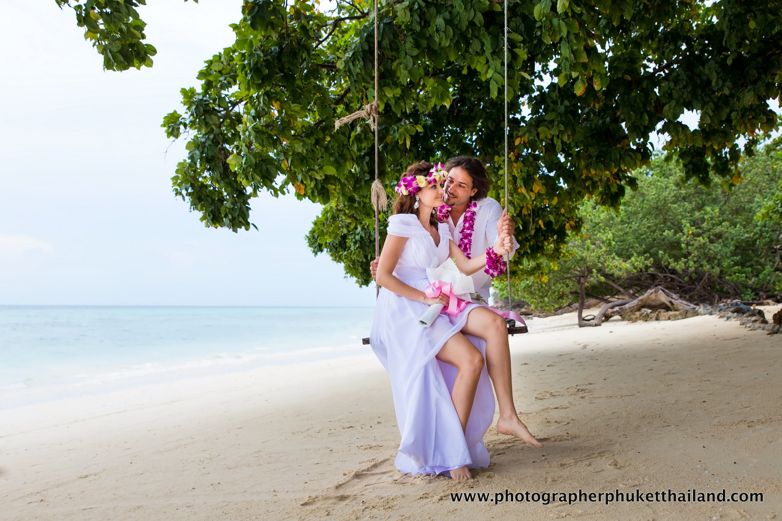 wedding photography in phuket krabi phangnga Thailand if you're looking for photographer please contact us www.photographerphukethailand.com