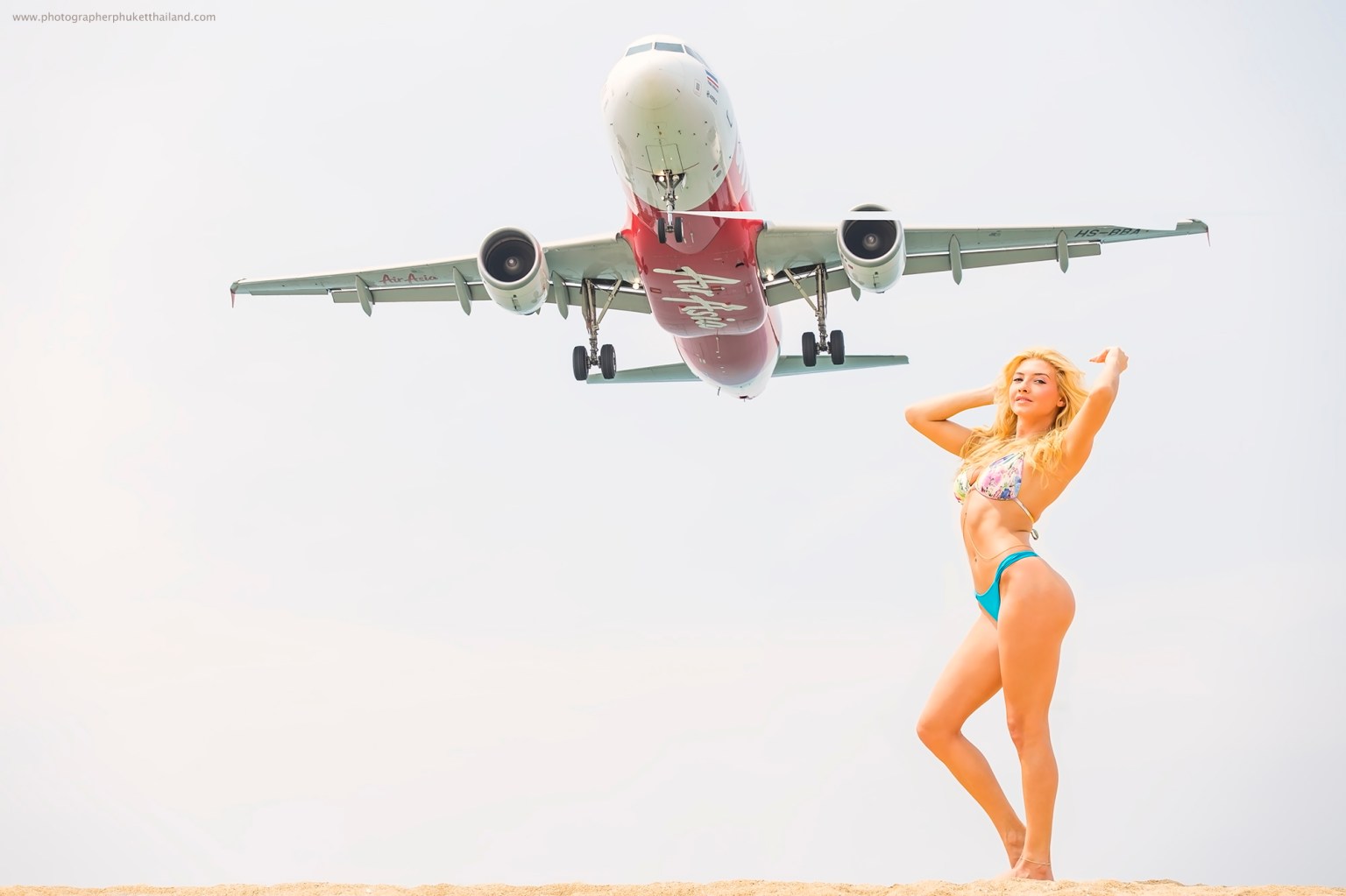 portrait photoshoot with airplane at phuket international airport