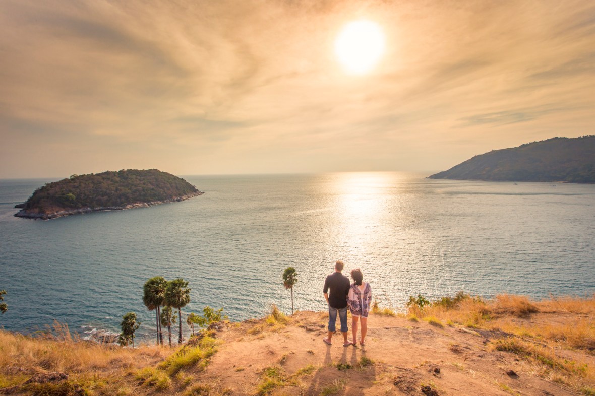 Honeymoon Couple photoshoot at phuket thailand
