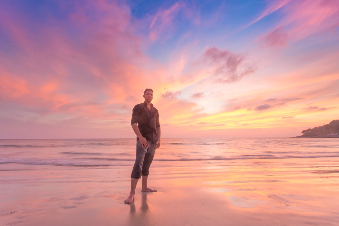 Honeymoon Couple photoshoot at phuket thailand