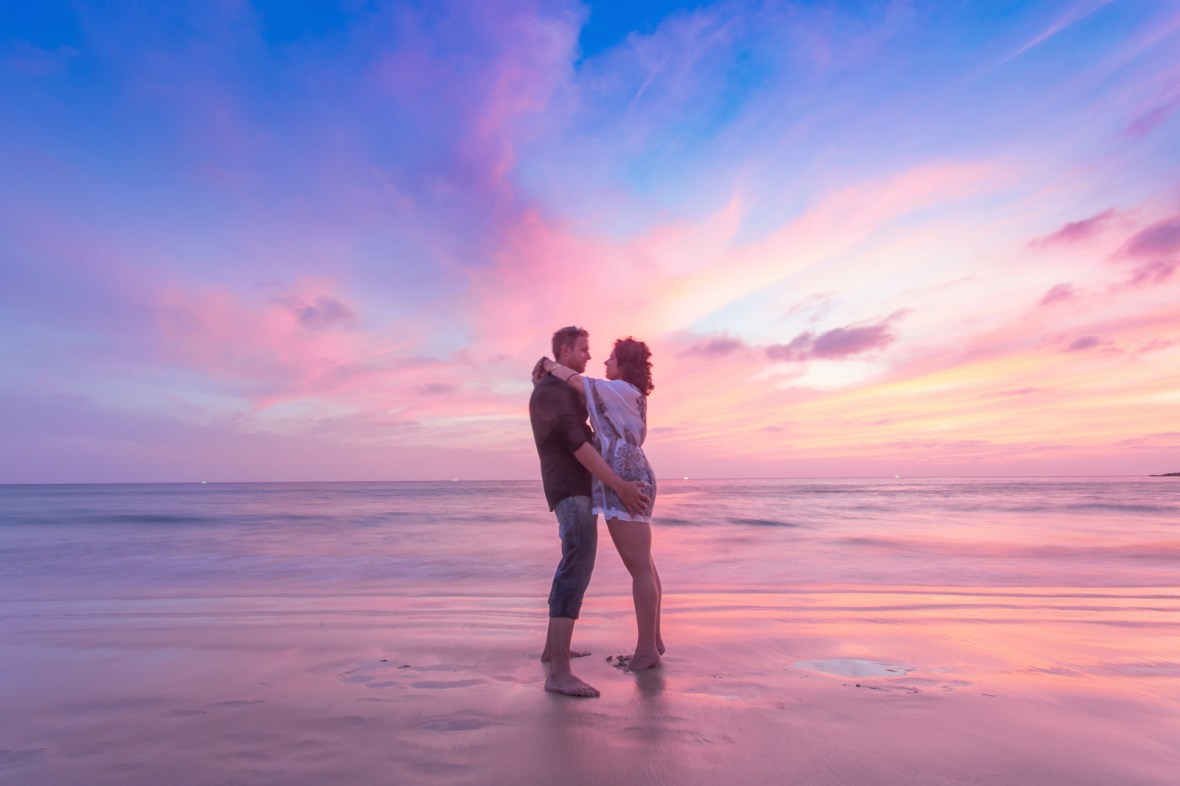 Honeymoon Couple photoshoot at phuket thailand
