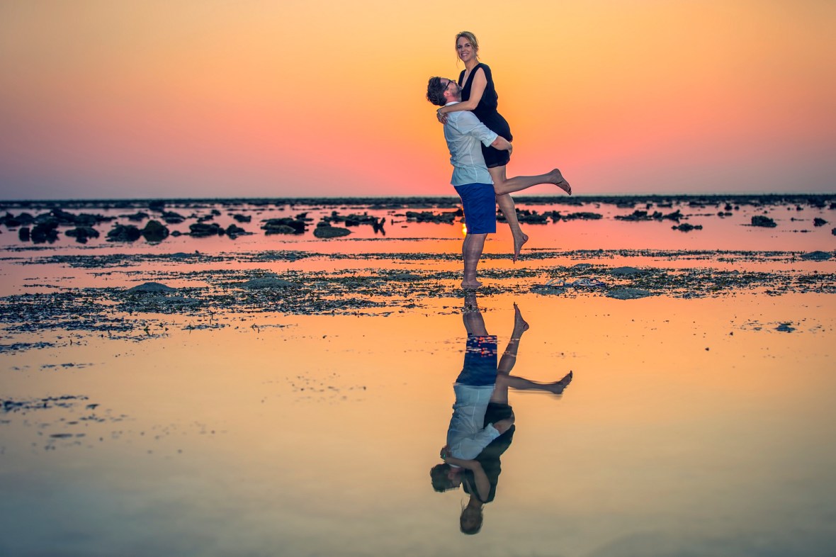 Honeymoon couple photoshoot at koh pling Nai yang beach Phuket