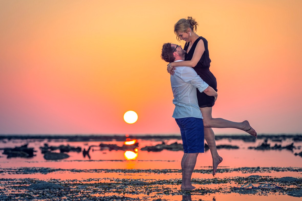 Honeymoon couple photoshoot at koh pling Nai yang beach Phuket