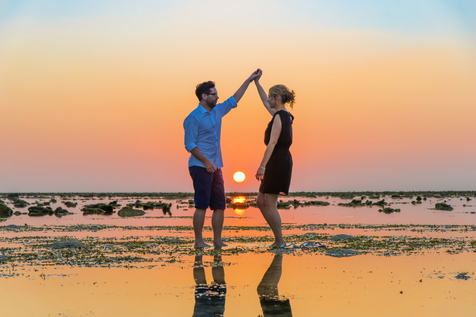 Honeymoon couple photoshoot at koh pling Nai yang beach Phuket