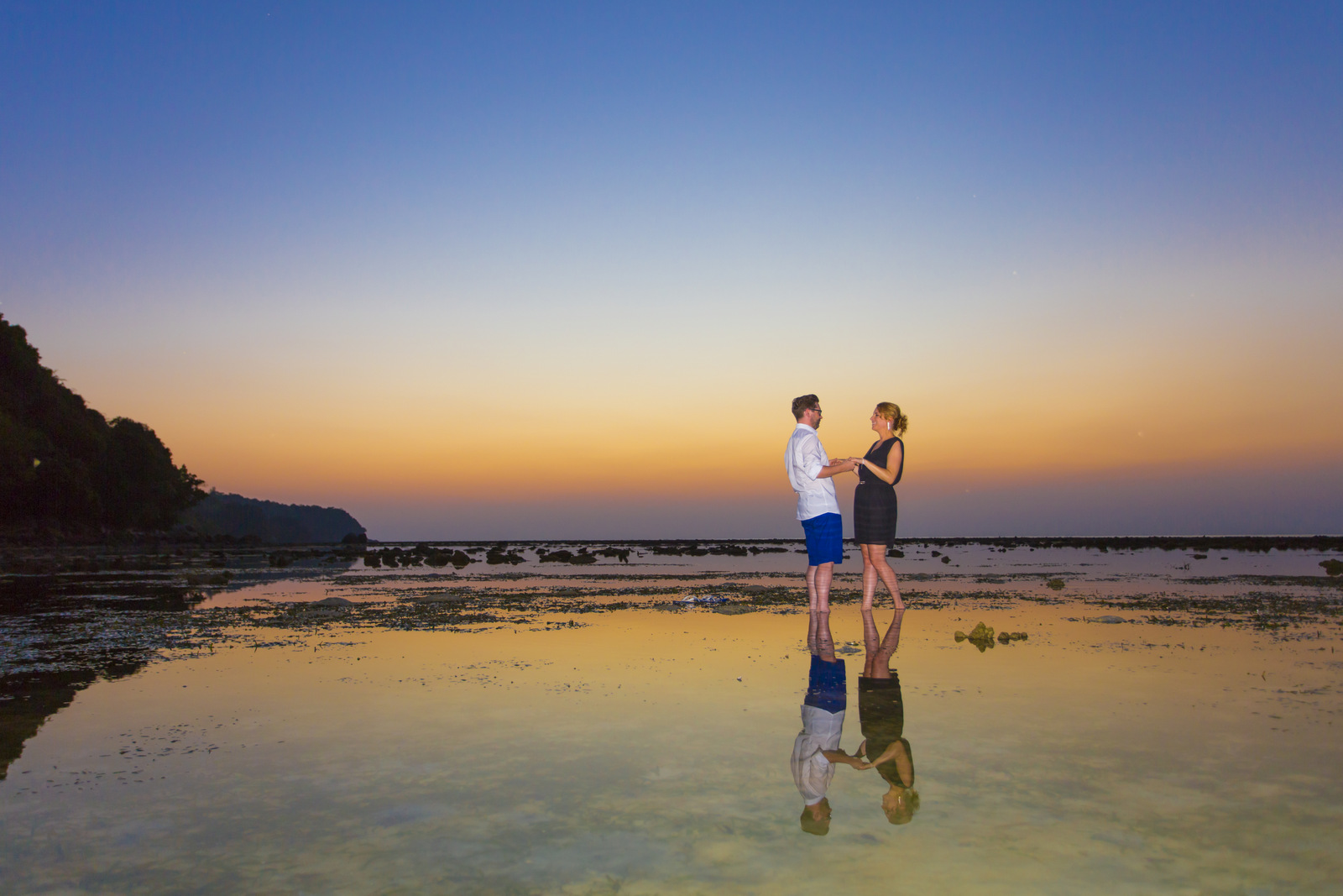 Honeymoon couple photoshoot at koh pling Nai yang beach Phuket