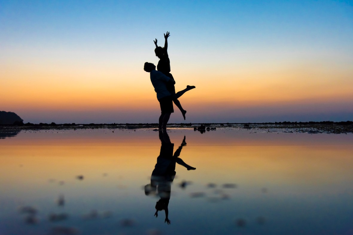 Honeymoon couple photoshoot at koh pling Nai yang beach Phuket