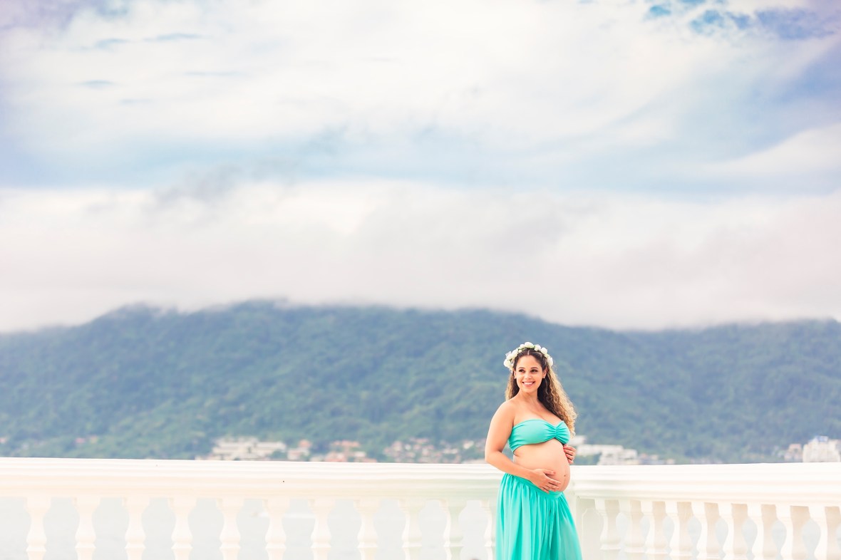 maternity photoshoot at Amari patong Phuket
