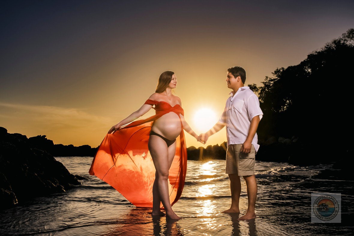 maternity-photography-kata-beach-phuket photographer