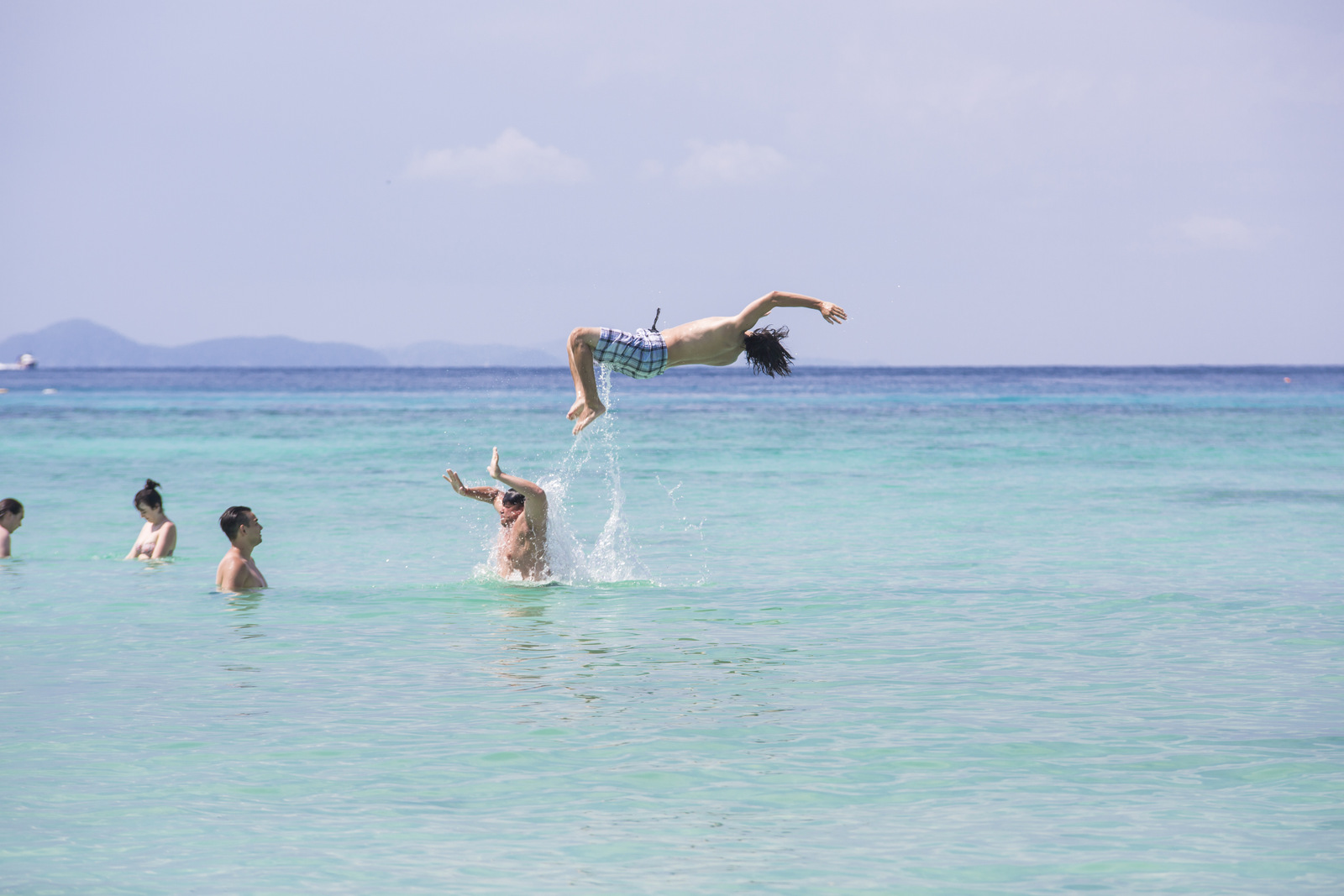 family reunion photoshoot at Racha island phuket thailand
