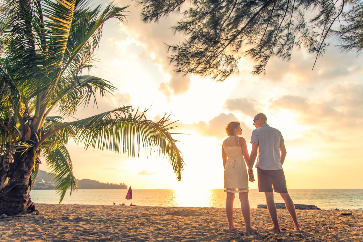 HONEYMOON PHOTO SESSION AT KAMALA BEACH PHUKET THAILAND
