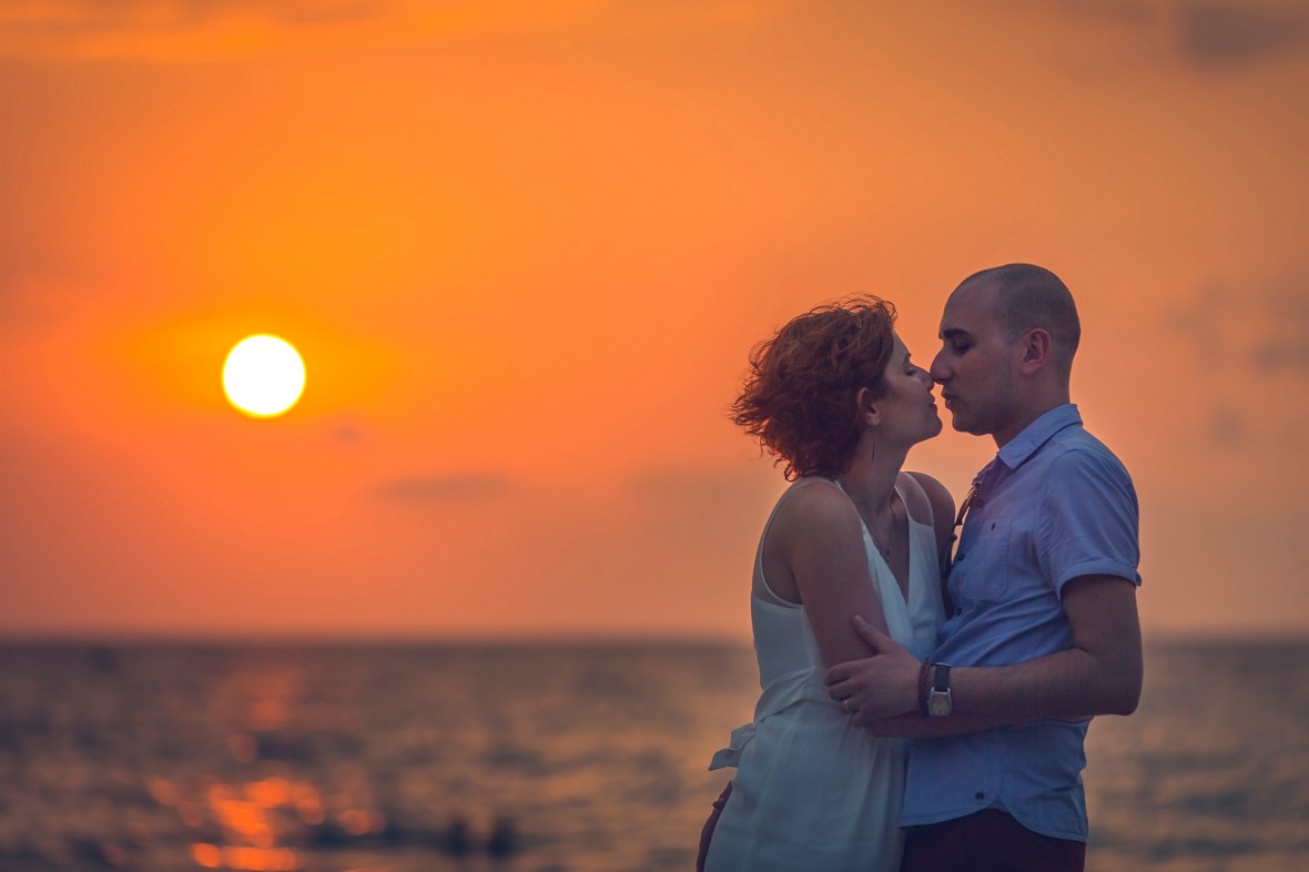 HONEYMOON PHOTO SESSION AT KAMALA BEACH PHUKET THAILAND