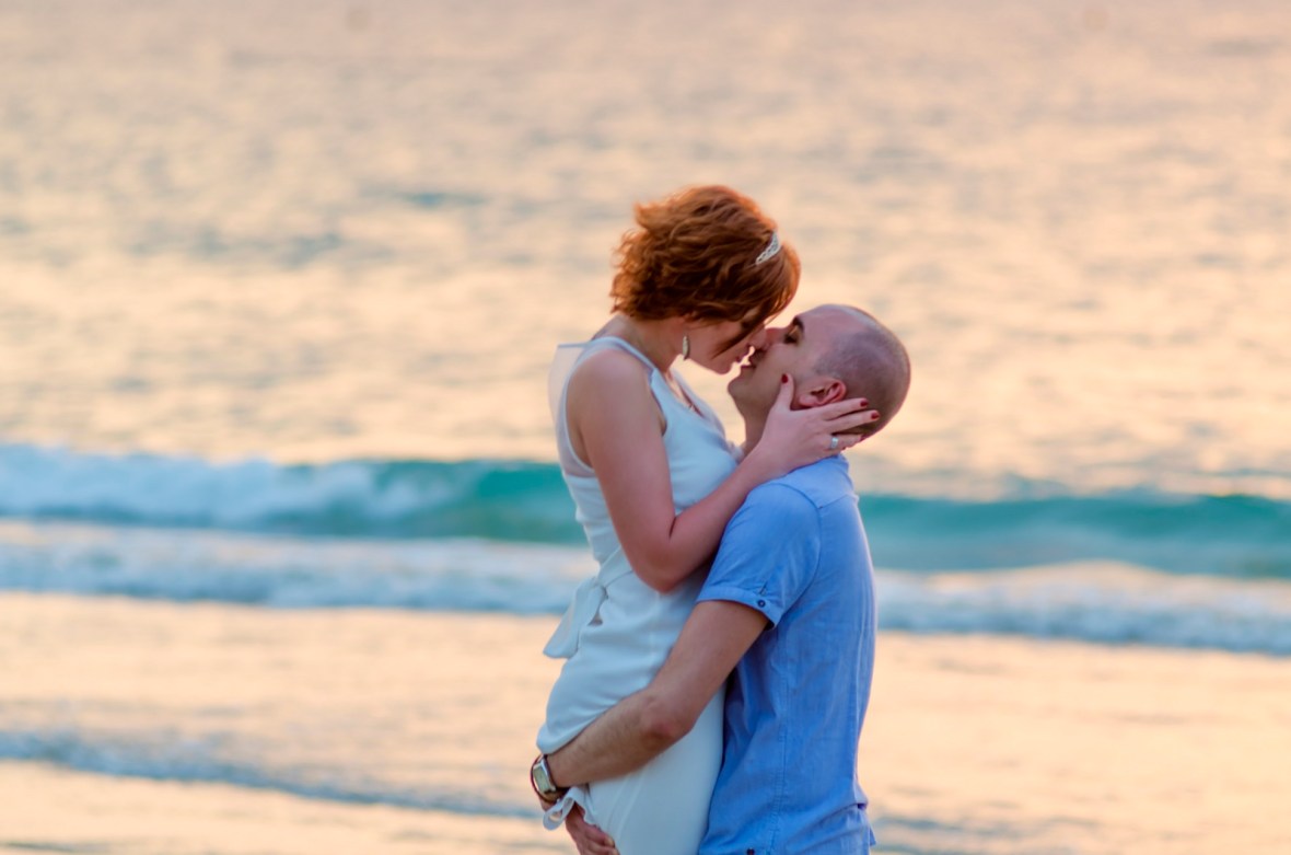 HONEYMOON PHOTO SESSION AT KAMALA BEACH PHUKET THAILAND