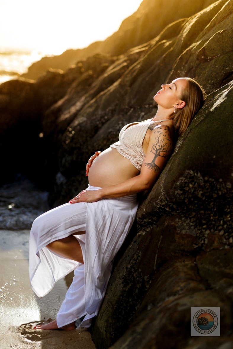 phuket-maternity- photography-patong-beach-sunset-phuket photographer