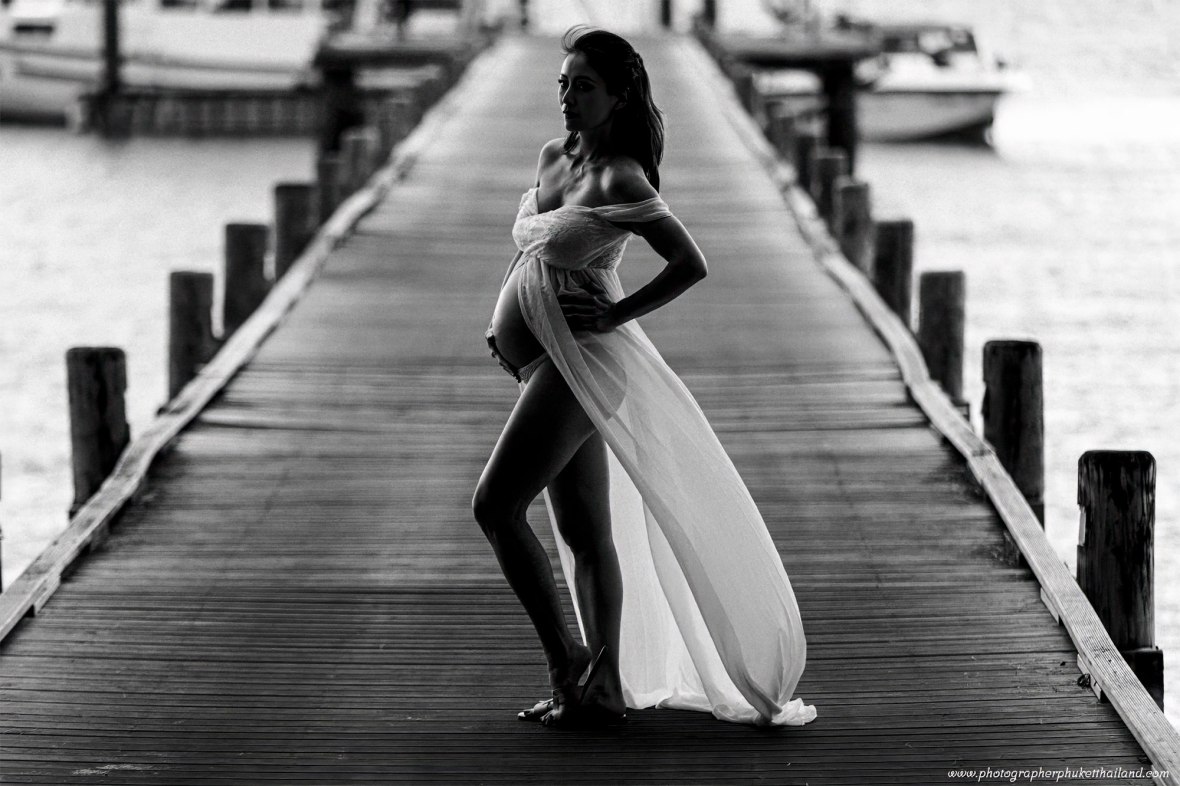 phuket-maternity- photography-sunset-wooden bridge-naka-island-phuket photographer