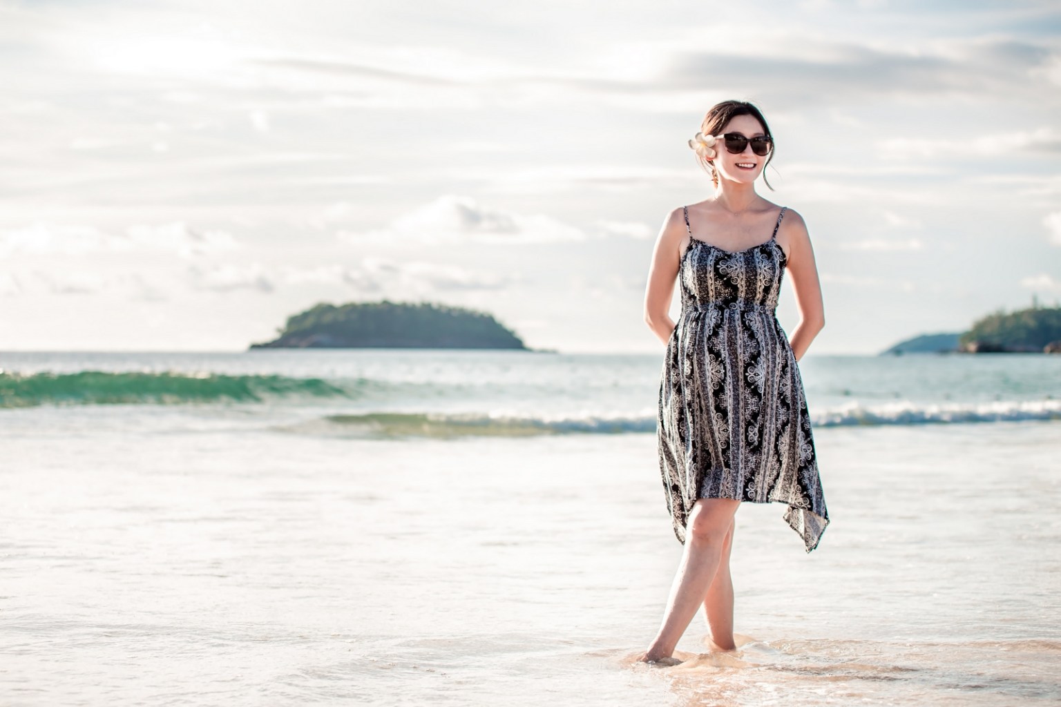 maternity photo session at kata noi beach Phuket Thailand