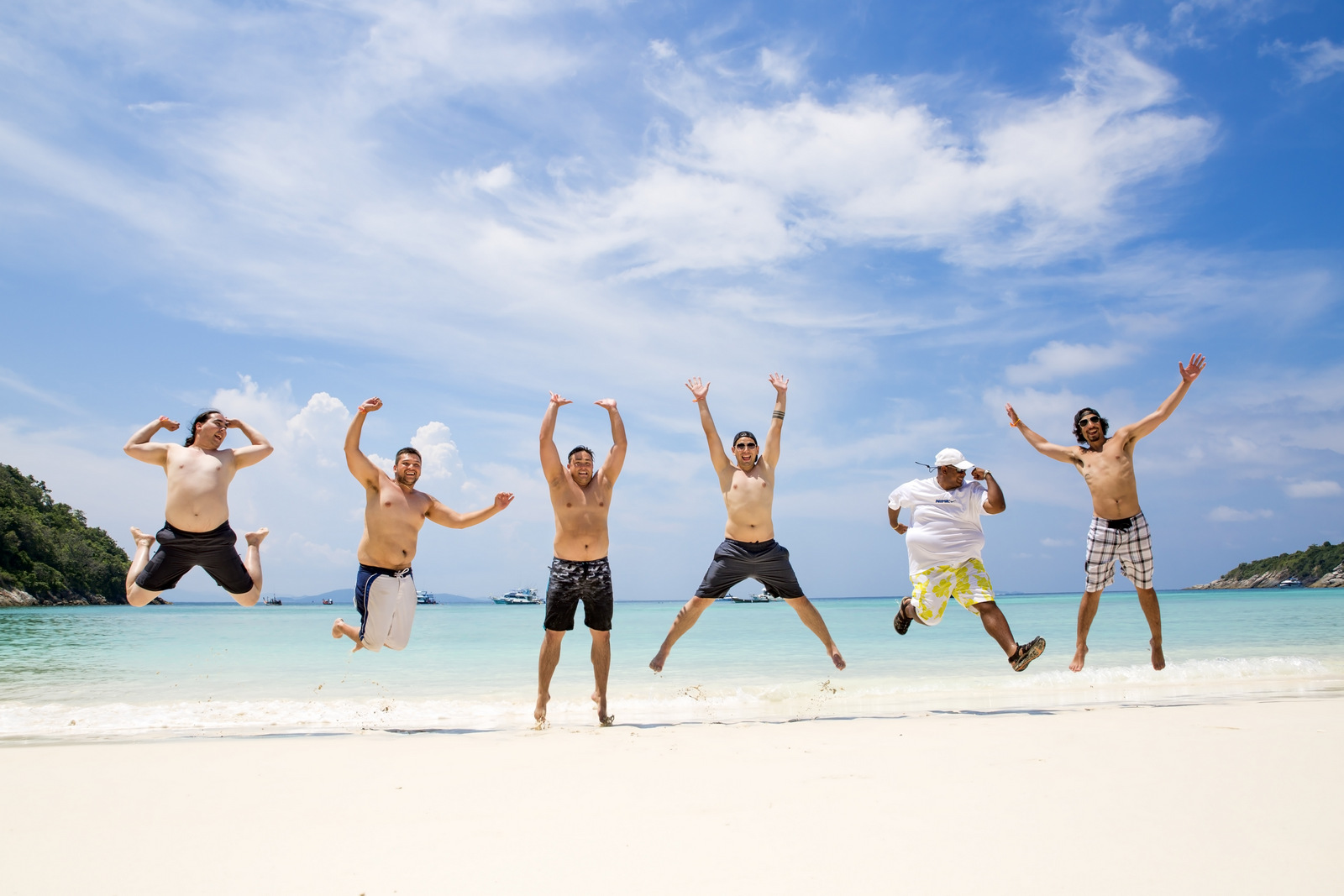 family reunion photoshoot at Racha island phuket thailand