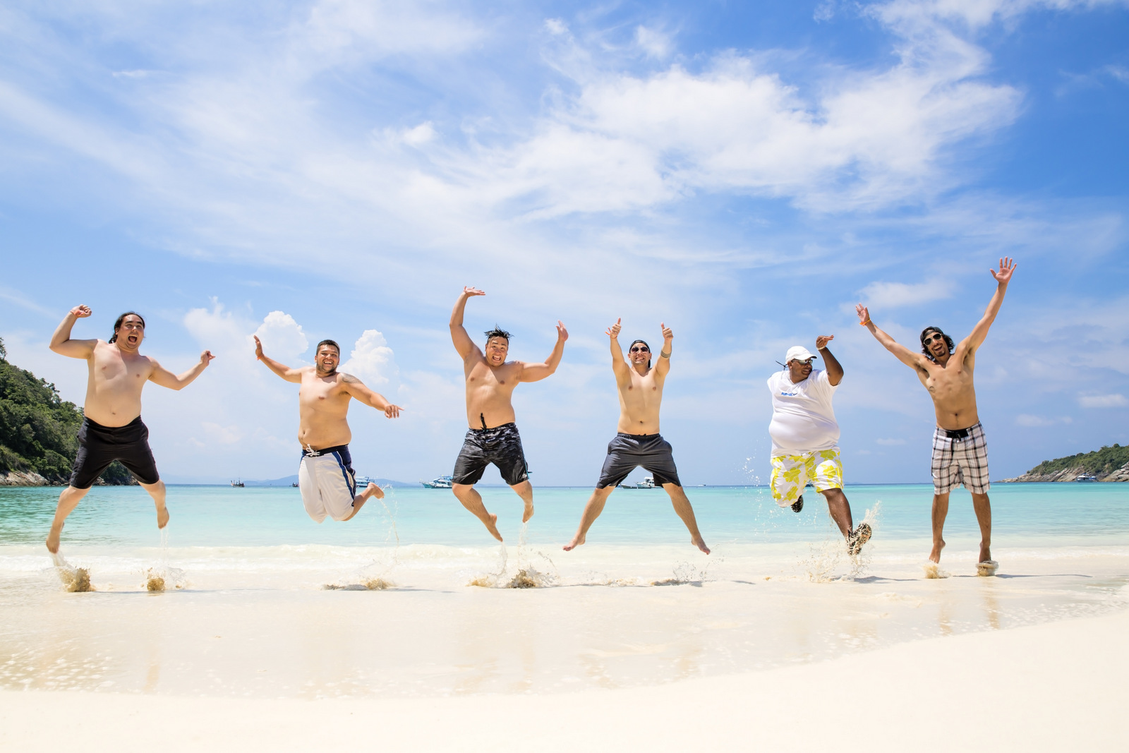 family reunion photoshoot at Racha island phuket thailand