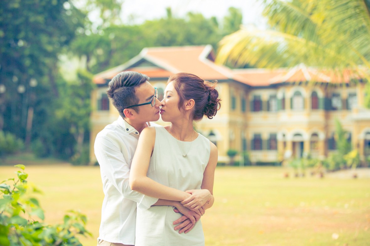 honeymoon-photo-session-at-amari-phuket-thailand