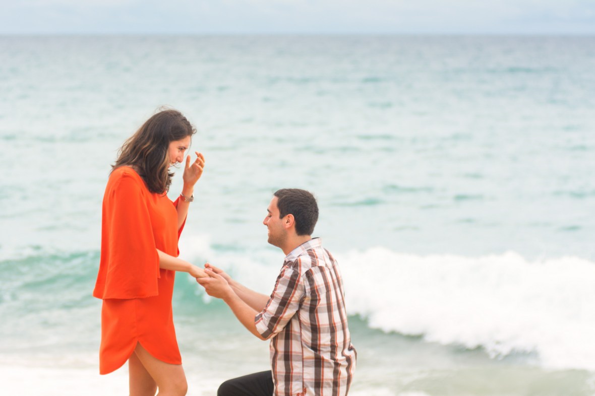 marriage-proposal-at-reneissance-phuket
