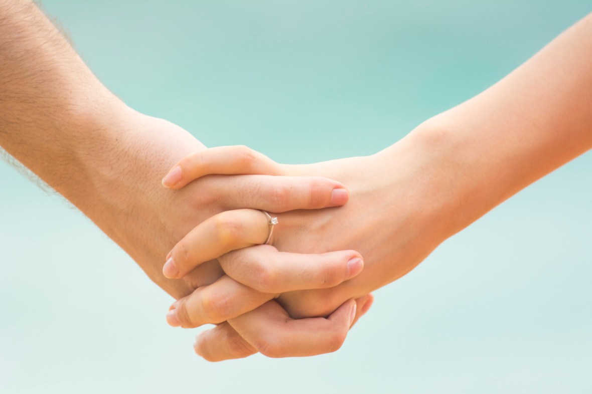 marriage-proposal-at-reneissance-phuket