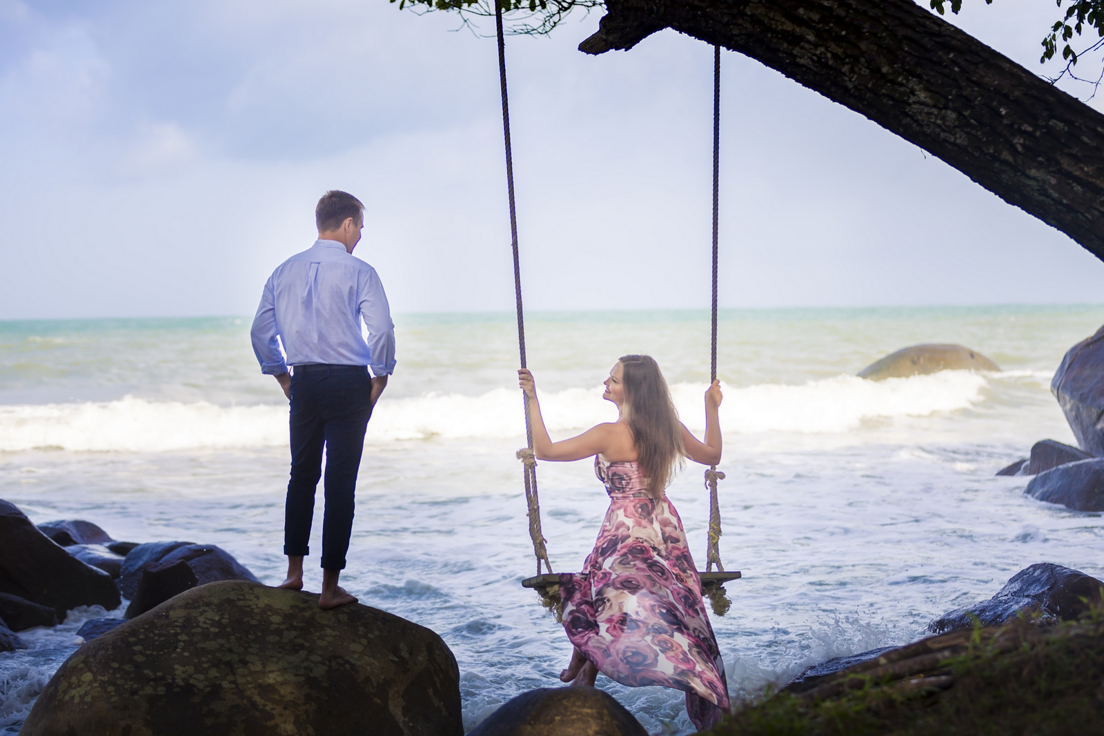 post wedding photo shooting at khao lak