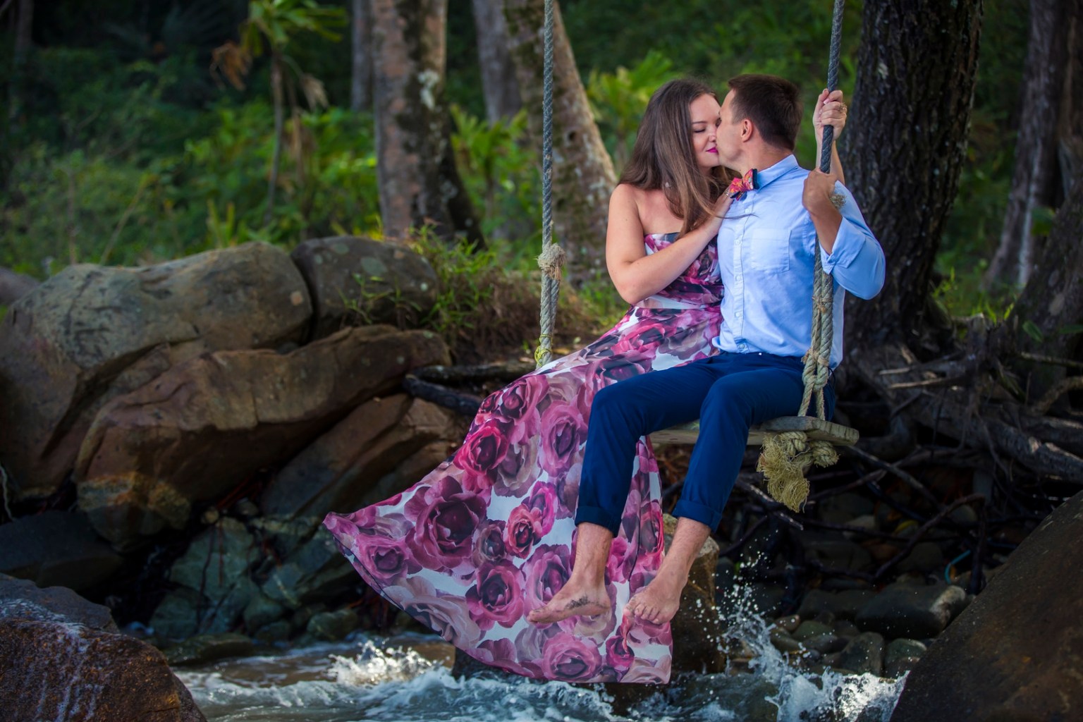 post wedding photo shooting at khao lak