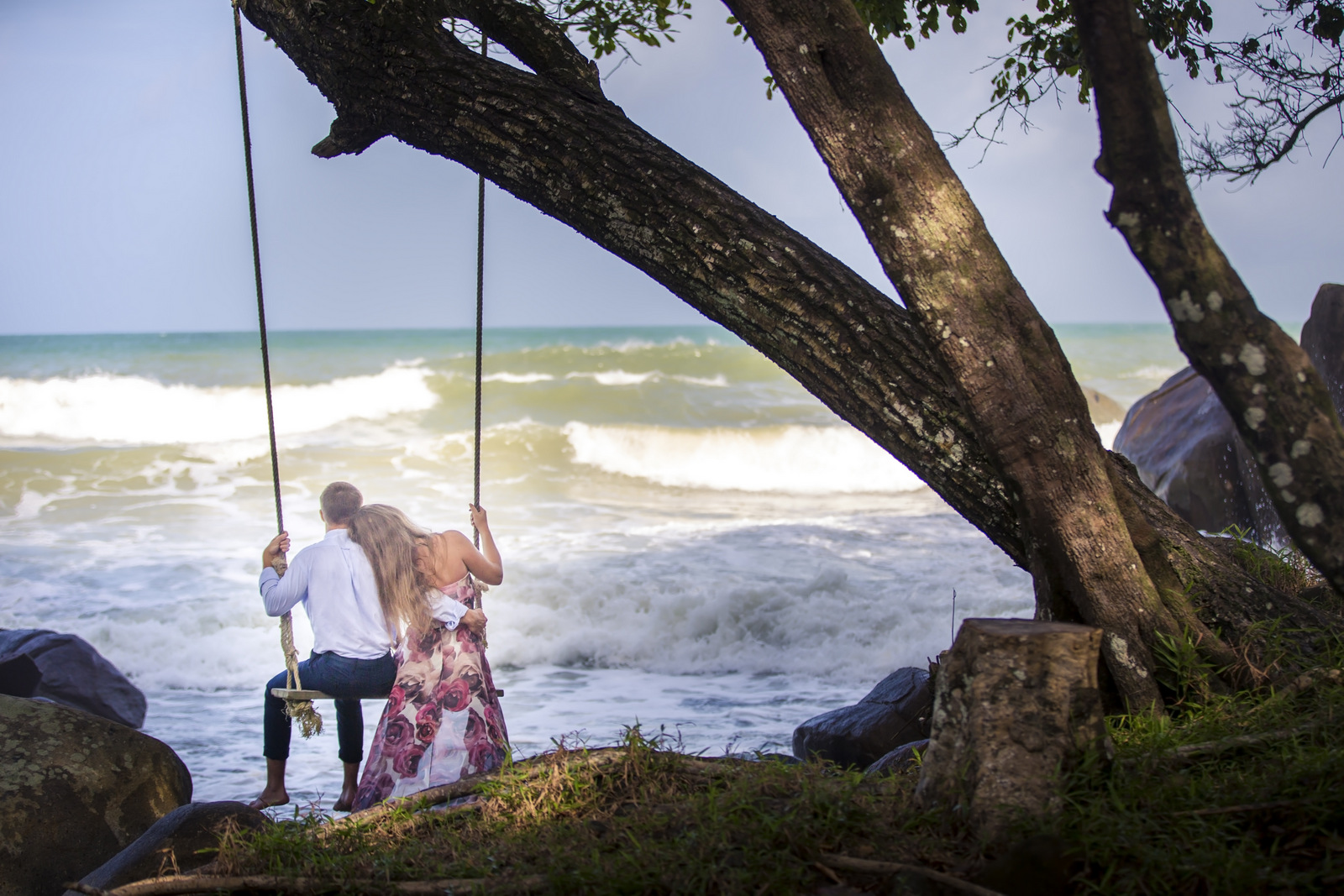 post wedding photo shooting at khao lak