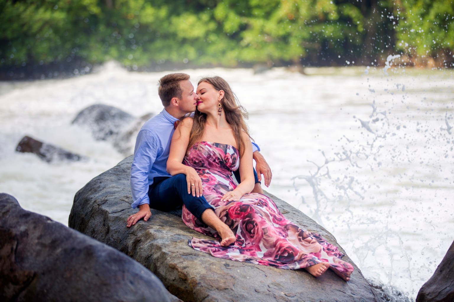 post wedding photo shooting at khao lak