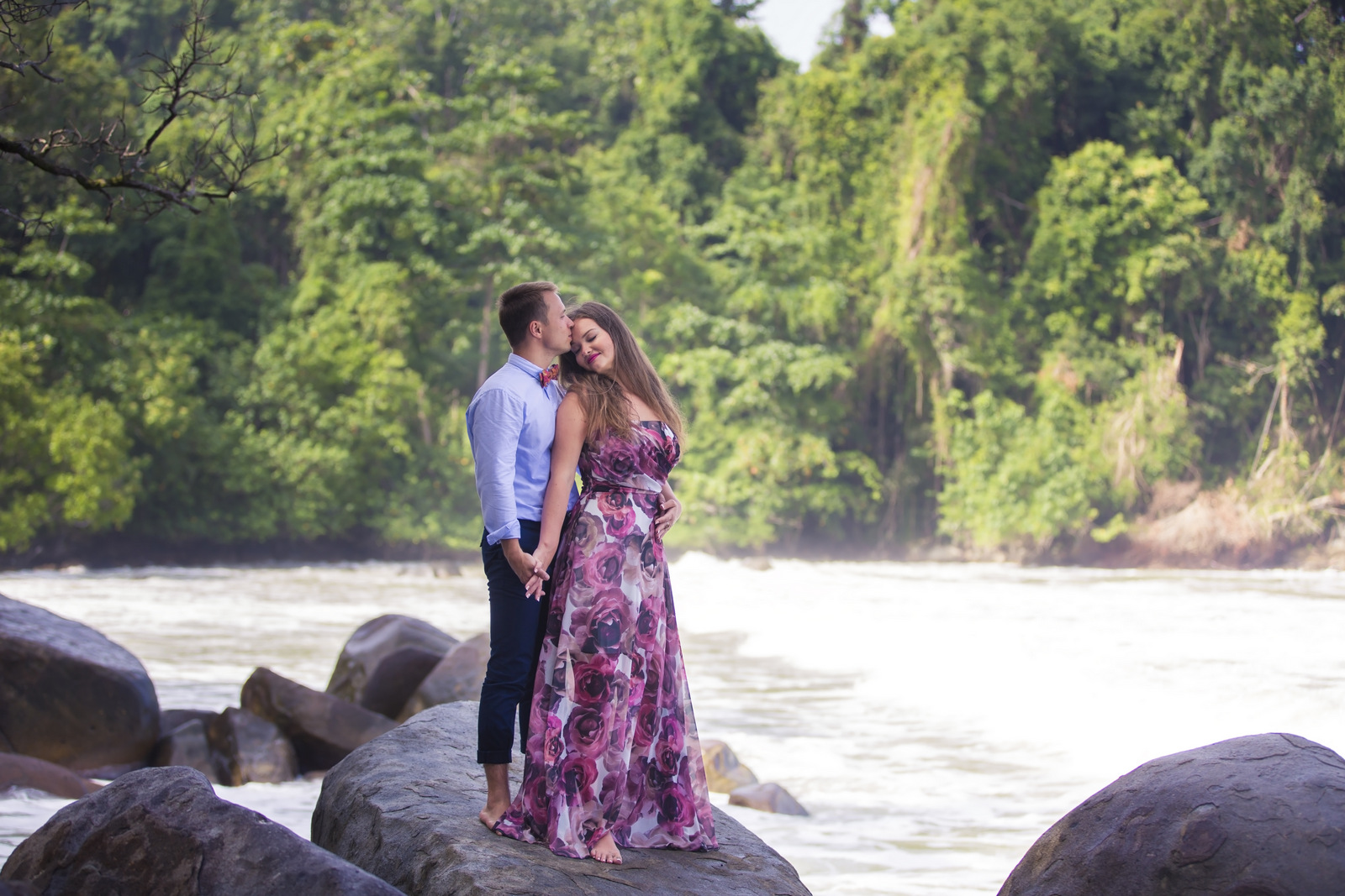 post wedding photo shooting at khao lak