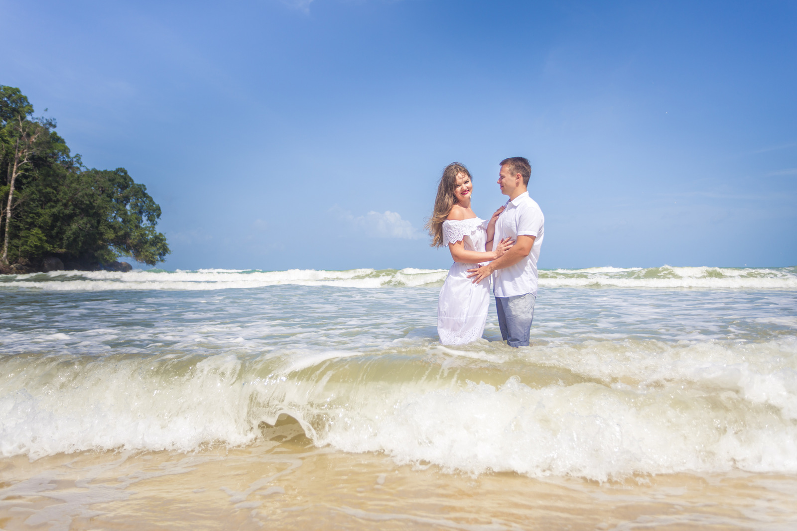post wedding photo shooting at khao lak