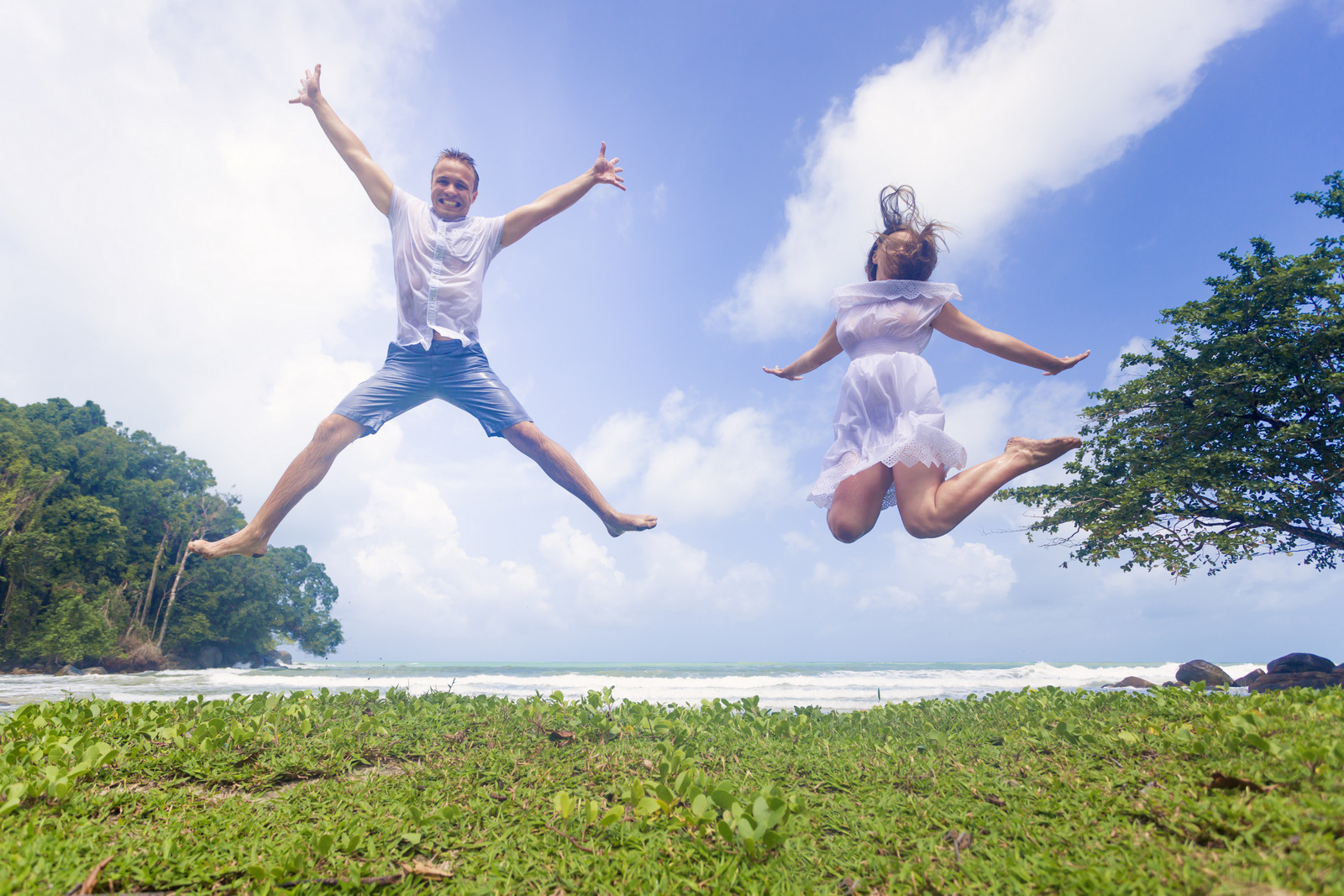post wedding photo shooting at khao lak