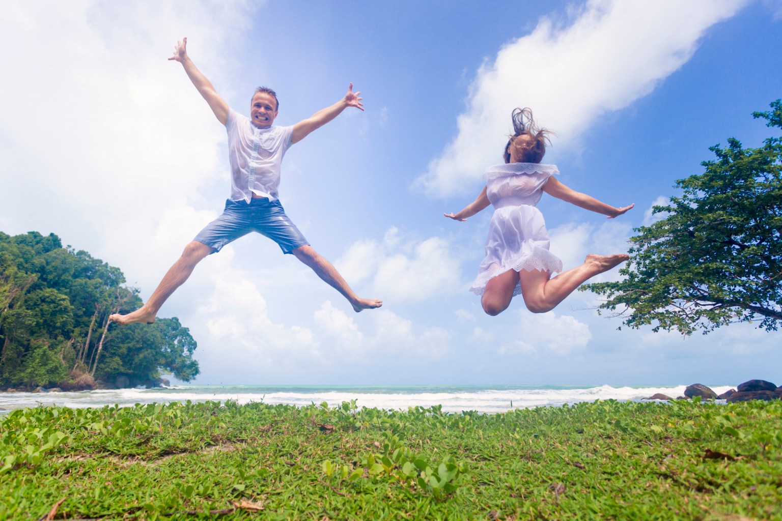 post wedding photo shooting at khao lak