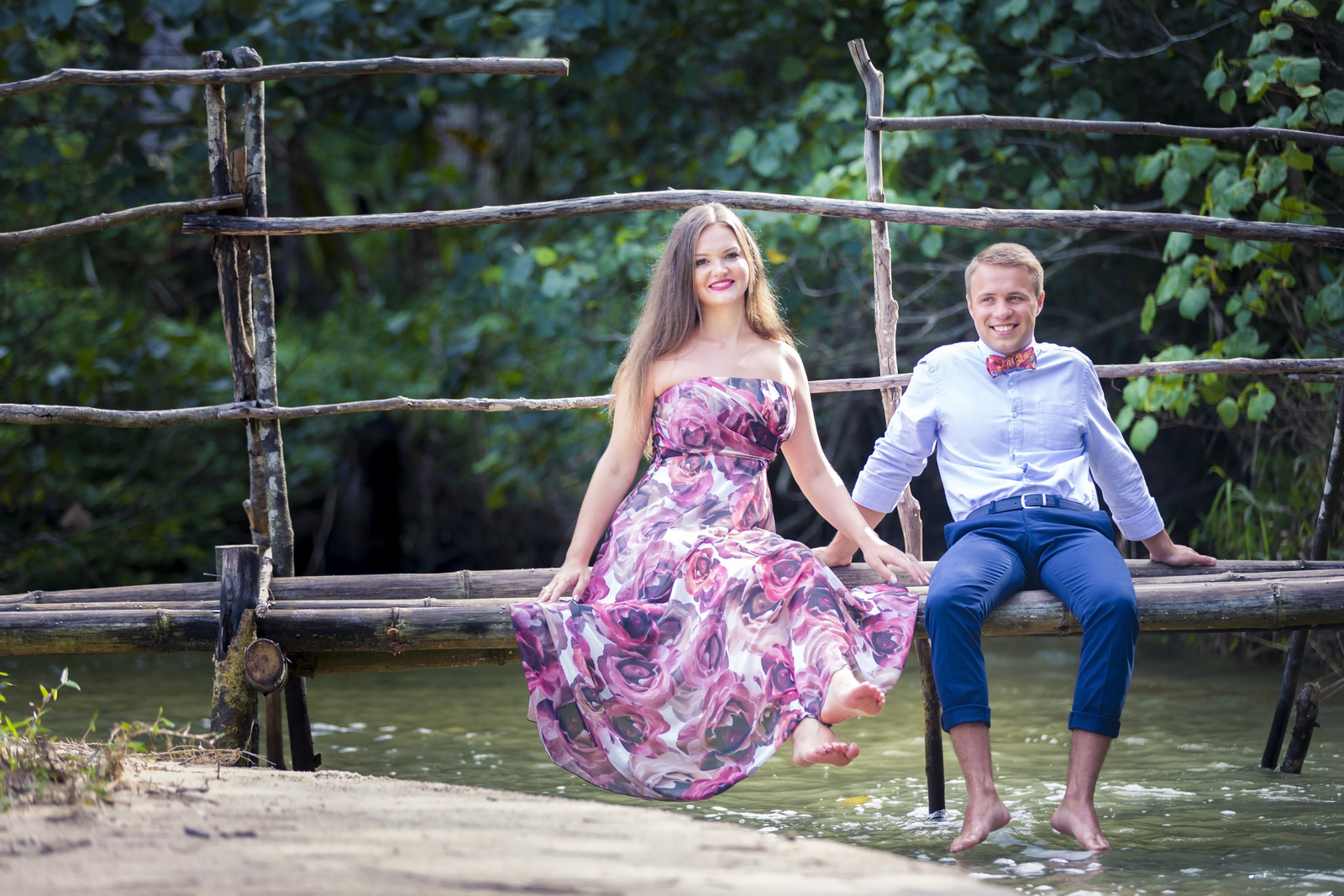 post wedding photo shooting at khao lak