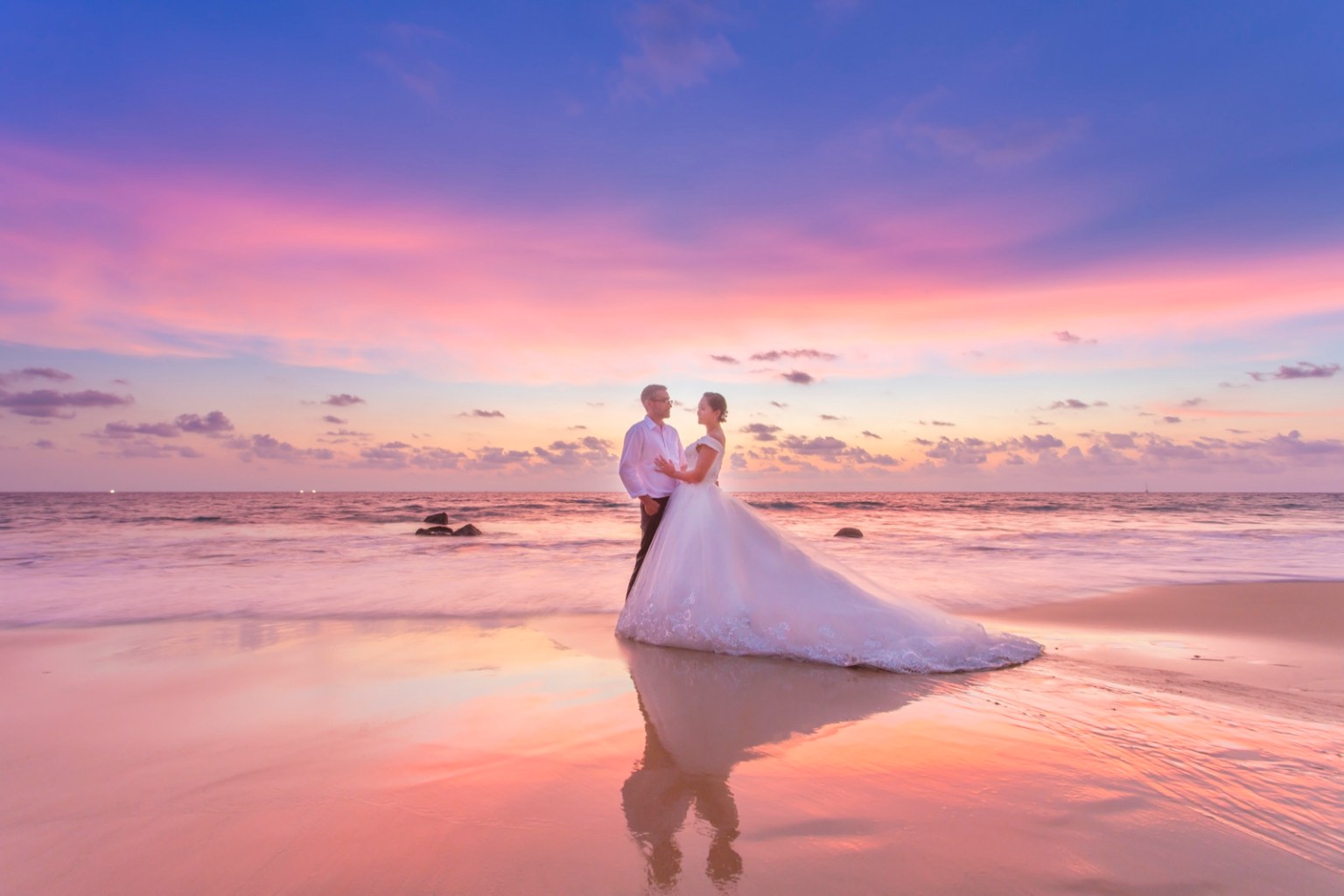 pre wedding photoshoot at naithon beach phuket thailand