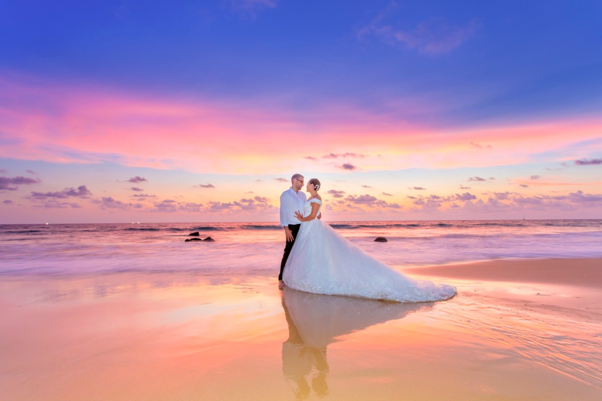 pre wedding photoshoot at naithon beach phuket thailand