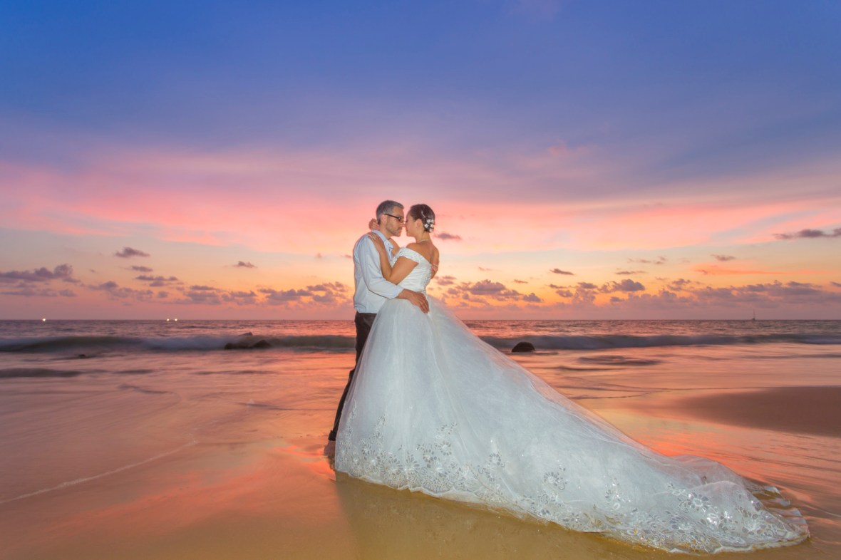 pre wedding photo session at phuket thailand